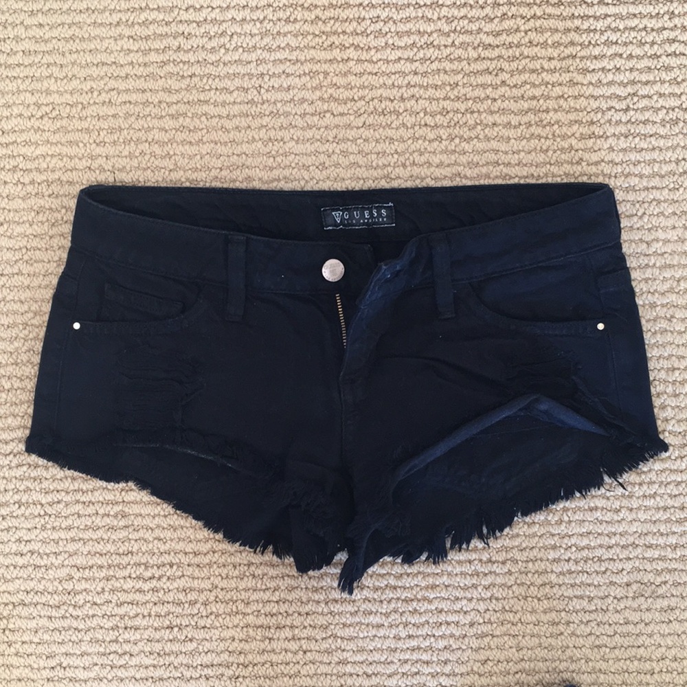 🖤GUESS? Black Denim Shorts🖤